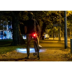 ROSE Bikes Aura 30 Front Light and Curve Rear Bike Light Set| Battery-Powered