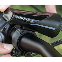 ROSE Bikes AURA 100 LINK LED Front Light/BLAZE LINK Rear Light USB Battery-powered Lighting Set with Screw Mount| Battery-Powered