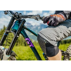ROSE Bikes JUNCTION LITE KNEE GUARD V.23 Knee Pads| Knee Pads