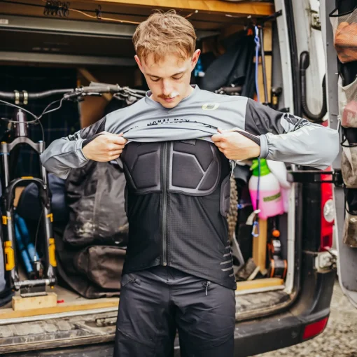 ROSE Bikes STV PROTECTOR SHIRT LONG SLEEVE V.23| Protector Jackets And Protector Vests|Protective Shirts